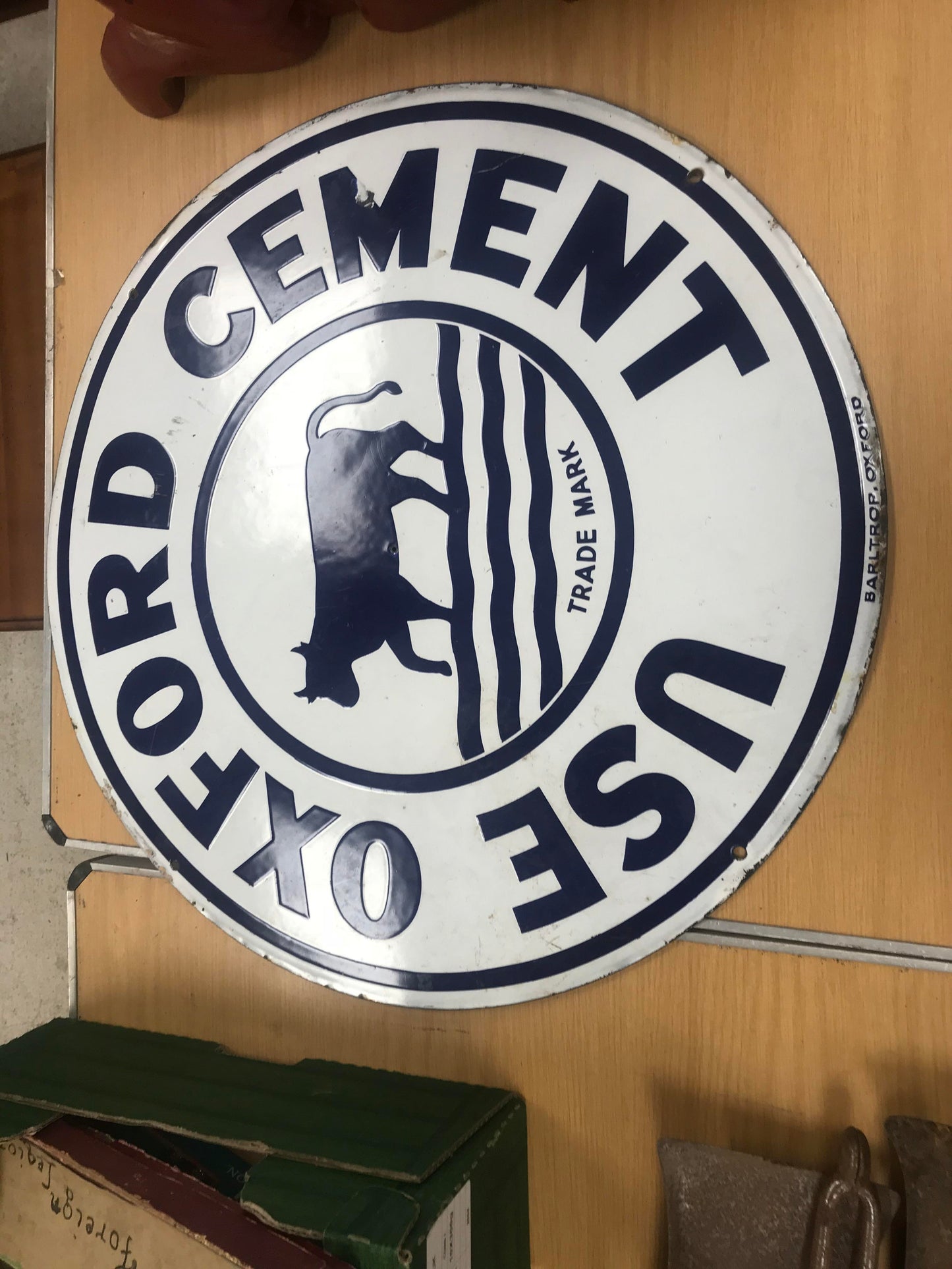 Use Oxford Cement Enamel Sign